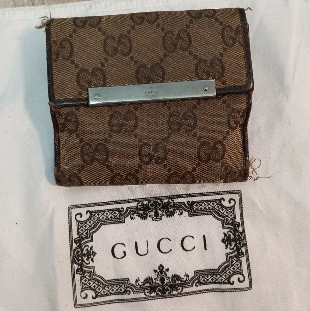 GUCCI GG Beige Canvas With Brn Leather Coin Purse Clutch/Wallet